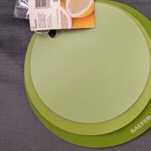 3-piece cutting boards with magnetic hook - brank new!